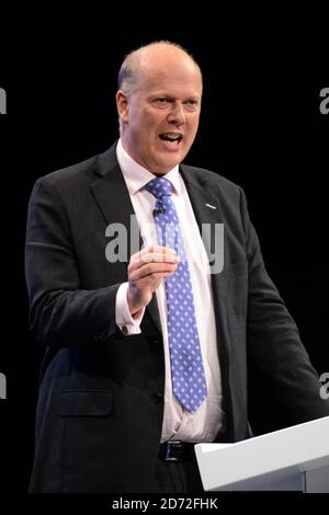 Il Segretario di Stato per i Trasporti Chris Grayling ha tenuto un discorso alla Conferenza del Partito conservatore, al Manchester Central Convention Complex di Manchester. Data immagine: 2 ottobre, 2017. Il credito fotografico dovrebbe essere: Matt Crossick/ EMPICS Entertainment. Foto Stock