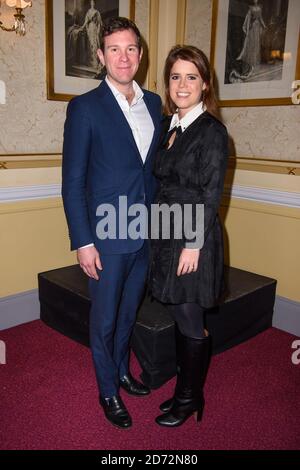 La principessa Eugenie e Jack Brooksbank partecipano alla prima serata della serie annuale di concerti Teenage Cancer Trust, presso la Royal Albert Hall di Londra. Data immagine: Lunedì 19 marzo 2018. Il credito fotografico dovrebbe essere: Matt Crossick/ EMPICS Entertainment. Foto Stock