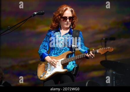 Bonnie Raitt si esibisce al festival britannico del periodo estivo di Hyde Park a Londra. Data immagine: Domenica 14 luglio 2018. Il credito fotografico dovrebbe essere: Matt Crossick/ EMPICS Entertainment. Foto Stock