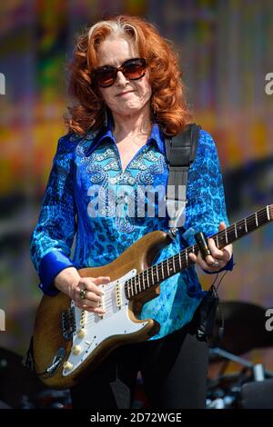 Bonnie Raitt si esibisce al festival britannico del periodo estivo di Hyde Park a Londra. Data immagine: Domenica 14 luglio 2018. Il credito fotografico dovrebbe essere: Matt Crossick/ EMPICS Entertainment. Foto Stock