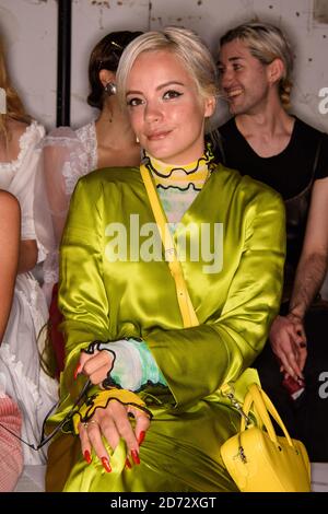 Lily Allen in prima fila durante il Fashin East Spring/Summer 2019 London Fashion Week show a Covent Garden, Londra. Data immagine: Sabato 15 settembre 2018. Il credito fotografico dovrebbe essere: Matt Crossick/ EMPICS Entertainment. Foto Stock