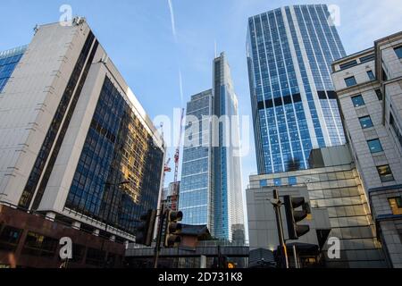 La torre Heron a Bishopsgate, Londra, UN gran numero di appartamenti di lusso e ultra-lusso di nuova costruzione a Londra non riescono a vendere, in quanto gli investitori stranieri investono meno in proprietà del Regno Unito. Data immagine: Mercoledì 14 novembre 2018. Il credito fotografico dovrebbe essere: Matt Crossick/ EMPICS Entertainment. Foto Stock