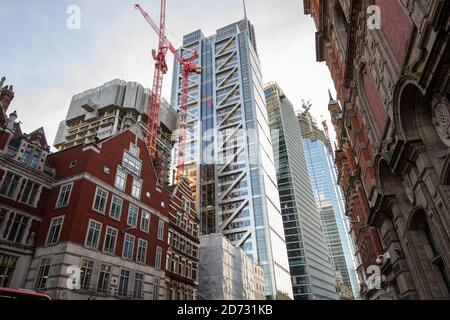La torre Heron a Bishopsgate, Londra, UN gran numero di appartamenti di lusso e ultra-lusso di nuova costruzione a Londra non riescono a vendere, in quanto gli investitori stranieri investono meno in proprietà del Regno Unito. Data immagine: Mercoledì 14 novembre 2018. Il credito fotografico dovrebbe essere: Matt Crossick/ EMPICS Entertainment. Foto Stock
