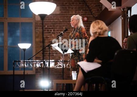 Vivienne Westwood parla ad un evento di imperialismo sul processo - libera Julian Assange, sotto la cripta a Clerkenwell, Londra. Data immagine: Mercoledì 12 giugno 2019. Il credito fotografico dovrebbe essere: Matt Crossick/Empics Foto Stock