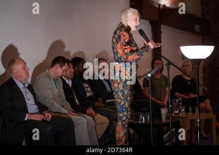 Vivienne Westwood parla ad un evento di imperialismo sul processo - libera Julian Assange, sotto la cripta a Clerkenwell, Londra. Data immagine: Mercoledì 12 giugno 2019. Il credito fotografico dovrebbe essere: Matt Crossick/Empics Foto Stock