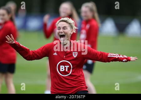 Pontypridd, Regno Unito. 20 Ott 2020. Jess Fishlock del Galles durante l'allenamento. Qualifica UEFA Women's Euro 2022, sessione di allenamento della squadra femminile di calcio del Galles presso l'USW Sports Park di Treforest. Pontypridd, Galles del Sud martedì 20 ottobre 2020. La squadra si prepara per le prossime partite contro le Isole Faroe e la Norvegia. PIC di Andrew Orchard/Alamy Live News Foto Stock