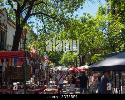 La Boca, questo quartiere è una delle principali attrazioni di Buenos Aires, la capitale dell'Argentina. Sud America, Argentina, Buenos Aires, novembre Foto Stock