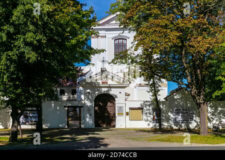 WGrow, chiesa barocca di 1693 st. Antonio di Padova e San Pietro d'Alcantara, Voivodato Masoviano, Polonia Foto Stock