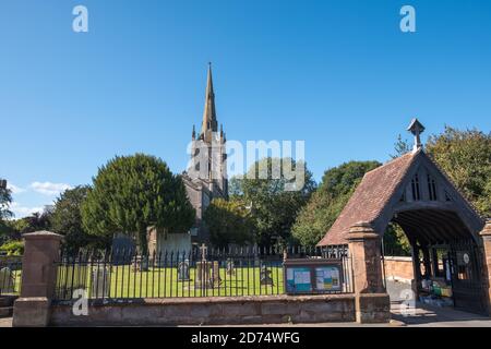 Chiesa di St Andrews in Inghilterra a Ombersley, vicino a Droitwich, Worcestershire, Regno Unito Foto Stock