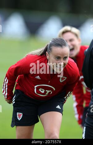 Pontypridd, Regno Unito. 20 Ott 2020. Natasha Harding of Wales Women durante la qualifica UEFA Women's Euro 2022, sessione di allenamento della squadra di calcio femminile del Galles presso l'USW Sports Park di Treforest. Pontypridd, Galles del Sud martedì 20 ottobre 2020. La squadra si prepara per le prossime partite contro le Isole Faroe e la Norvegia. PIC di Andrew Orchard/Alamy Live News Foto Stock
