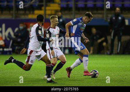 BARROW, INGHILTERRA. 20 OTTOBRE Josh Kay di Barrow in azione durante la partita Sky Bet League 2 tra Barrow e Bolton Wanderers presso la Holker Street, Barrow-in-Furness martedì 20 ottobre 2020. (Credit: Mark Fletcher | MI News) Credit: MI News & Sport /Alamy Live News Foto Stock