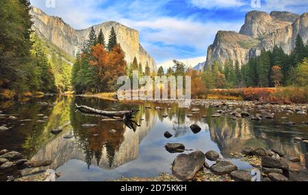 Parco nazionale Yosemite in autunno Foto Stock