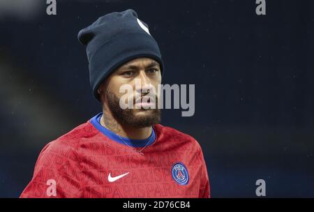 Eymar Jr del PSG durante il riscaldamento prima della UEFA Champions League, Group Stage, Gruppo H partita di calcio tra Paris Saint-Germain (PSG) e Manche Foto Stock