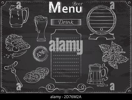 Modello vettoriale con elementi di birra per menu stilizzato come gesso disegno su lavagna.Design per un ristorante, caffè o bar. Elementi del festival della birra Oktoberfest. Illustrazione Vettoriale