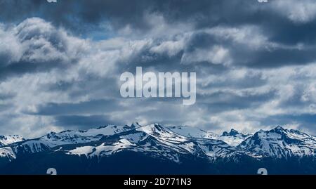 Darwin Mountain Range, Beagle Channel, Magallanes e Cilena Antartide Regione, Cile, Sud America, America Foto Stock