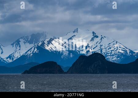 Darwin Mountain Range, Beagle Channel, Magallanes e Cilena Antartide Regione, Cile, Sud America, America Foto Stock