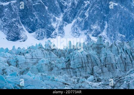 Ghiacciaio di Pia, catena montuosa di Darwin, canale di Beagle, Arcipelago di Tierra del Fuego, Magallanes e Regione dell'Antartide Cilena, Cile, Sud America, Amer Foto Stock