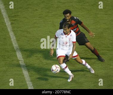 Barueri, Brasile. 20 Ott 2020. Azione durante la partita di calcio Campeonato Brasileiro Serie B tra Oeste e Nautico alla Barueri Arena Fernando Roberto/SPP Credit: SPP Sport Press Photo. /Alamy Live News Foto Stock