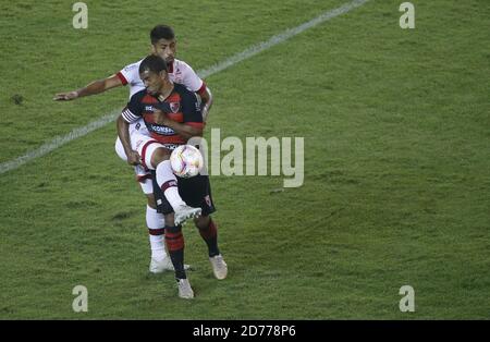 Barueri, Brasile. 20 Ott 2020. Azione durante la partita di calcio Campeonato Brasileiro Serie B tra Oeste e Nautico alla Barueri Arena Fernando Roberto/SPP Credit: SPP Sport Press Photo. /Alamy Live News Foto Stock