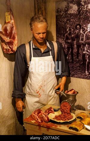 National Army Museum a Waiouru, Isola del Nord, Nuova Zelanda. Mostra che un cuoco del campo di battaglia prepara la carne per i soldati durante la prima guerra mondiale. Foto Stock