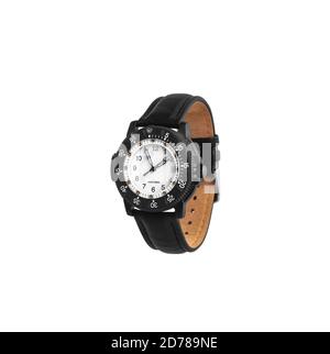 Orologio meccanico da polso moderno isolato su sfondo bianco. Orologio da uomo per lo sport e l'abbigliamento di tutti i giorni. Foto Stock