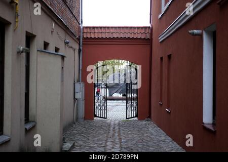 Una piccola città nel centro della Lituania con un bellissima città vecchia Foto Stock