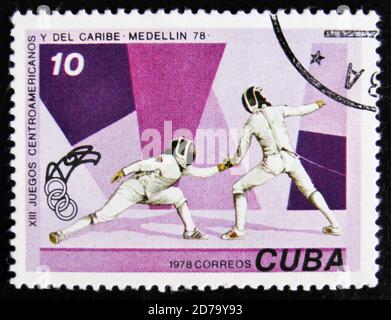 MOSCA, RUSSIA - 2 APRILE 2017: Un francobollo stampato a Cuba, mostra scherma, 13 ° America Centrale e Giochi dei Caraibi, circa 1978 Foto Stock