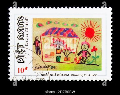 MOSCA, RUSSIA - 26 NOVEMBRE 2017: Un francobollo stampato in Vietnam mostra la mia Casa - Pittura di Phuong Ty, serie di dipinti per bambini vietnamiti, circa 19 Foto Stock