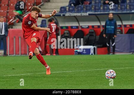 Salisburgo, Austria 21 ottobre 2020: CL - 20/21 - RB Salisburgo vs. Lokomotiv Mosca Mergim Berisha (FC Salzburg), azione/immagine singola/Freisteller/con palla/| utilizzo nel mondo Credit: dpa Picture Alliance/Alamy Live News Foto Stock