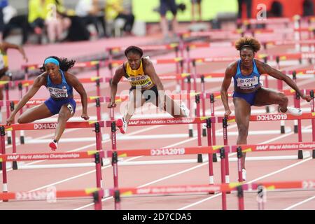 Doha, Qatar. 6 Ott 2019. (Da L a R) Kendra Harrison (USA), Danielle Williams (JAM), Nia Ali (USA) Atletica : Campionati del mondo IAAF Doha 2019 Femminile 100 m Hurdles Final al Khalifa International Stadium di Doha, Qatar . Credit: YUTAKA/AFLO SPORT/Alamy Live News Foto Stock