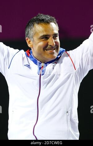 Londra, Regno Unito. 8 Settembre 2012. Stephane Houdet (fra) Tennis : cerimonia della medaglia dei singoli uomini durante i Giochi Paralimpici di Londra 2012 all'Eaton Manor a Londra, Regno Unito . Credit: AFLO SPORT/Alamy Live News Foto Stock