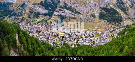 Veduta aerea di Zermatt in Svizzera Foto Stock