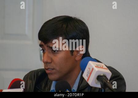 CARACAS, VENEZUELA - 10 OTTOBRE: Allenatore della squadra venezuelana di calcio Cesar Farias durante una conferenza stampa a Caracas, il 10 ottobre 2010. Foto Stock