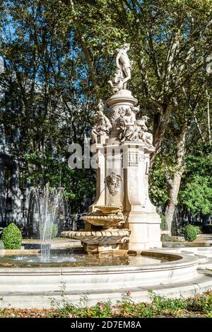 La fontana di Apollo in Prado Boulevard di Madrid Foto Stock