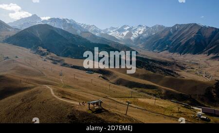 Colori autunnali in Chunkurchak nel Kyrgyzstan's Chuy Oblast. Foto Stock