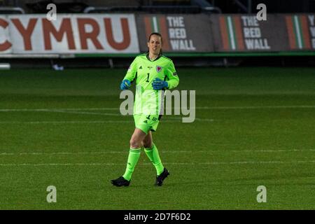 Newport, Galles, Regno Unito. 22 ottobre 2020. Il portiere del Galles Laura o'Sullivan in azione contro le Isole Faroe Galles contro le Isole Faroe in UEFA Women's Euro Foto Stock