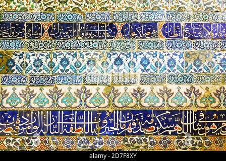 Piastrelle nel palazzo Topkapi, Istanbul, Turchia Foto Stock
