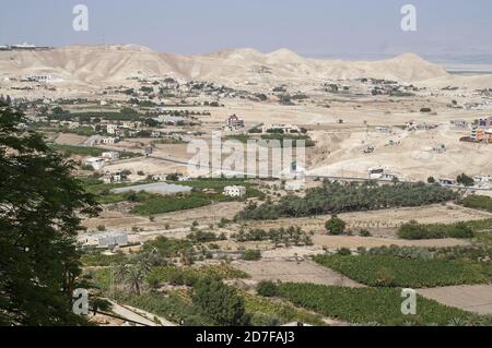 Gerico, أريحا, Israele, Izrael, ישראל, יריחו; Vista dalla distanza sulla città, panorama della città. Blick aus der Ferne auf die Stadt. Foto Stock