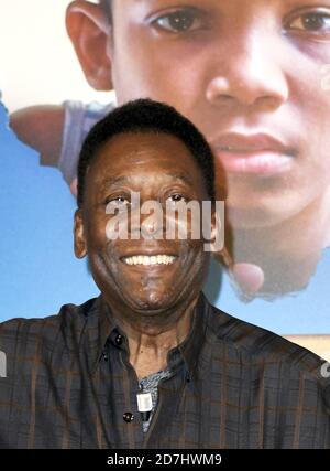 Milano, Italia. 23 Ott 2020. Milano, Italia ARCHIVIO Photocall presentazione del film 'PELE '' con la partecipazione di Pelè (Edson Arantes do Nascimento) nella foto: Pelè Credit: Independent Photo Agency/Alamy Live News Foto Stock