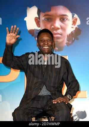 Milano, Italia. 23 Ott 2020. Milano, Italia ARCHIVIO Photocall presentazione del film 'PELE '' con la partecipazione di Pelè (Edson Arantes do Nascimento) nella foto: Pelè Credit: Independent Photo Agency/Alamy Live News Foto Stock