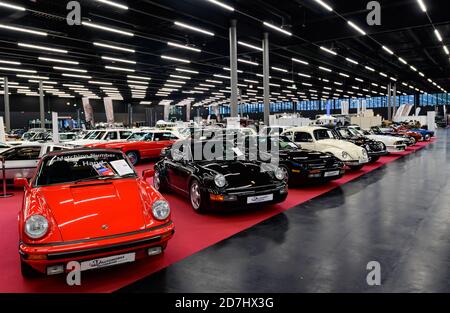 salisburgo, austria, 17 ottobre 2020, fiera classica, mostra per auto d'epoca, moto e veicoli, porsche 911 Foto Stock