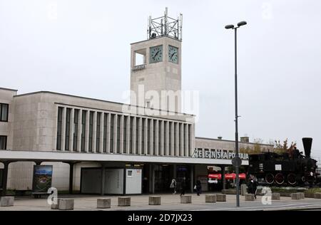 Stazione ferroviaria di Maribor nella Slovenia orientale Foto Stock