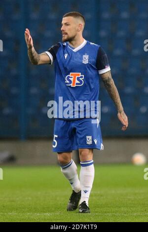 Stadio Poznan, Poznan, Polonia. 22 ottobre 2020. Europa League football, Lech Poznan contro Benfica; Djordje Crnomarkovic (Lech) Credit: Action Plus Sports/Alamy Live News Foto Stock