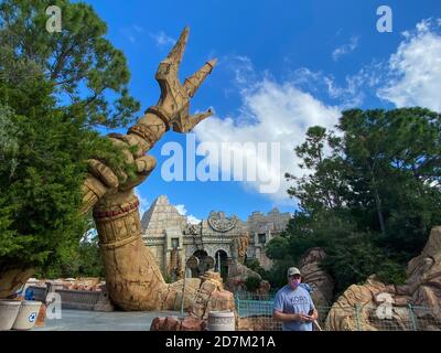 Orlando, FL/USA - 10/18/20: L'esterno dello spettacolo Poseidons Fury agli Universal Studios di Orlando, Florida. Foto Stock