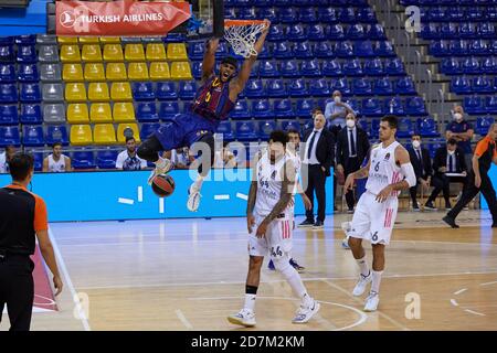 Barcellona, Spagna. 23 ottobre 2020. Brandon Davies del FC Barcelona durante la partita della Turkish Airlines Eurolega tra il FC Barcelona e il Real Madrid al Palau Blaugrana il 23 ottobre 2020 a Barcellona, Spagna. Credit: Dax Images/Alamy Live News Foto Stock