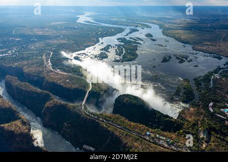 Vista areale delle Cascate Victoria nello Zimbabwe Foto Stock