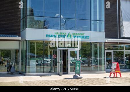 Halifax Seaport Farmers Market Building Halifax Nova Scotia Canada Popolare tra i turisti e la gente del posto al terminal delle navi da crociera Foto Stock