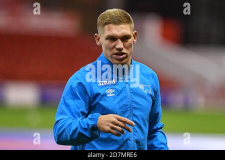 NOTTINGHAM, REGNO UNITO. 23 OTTOBRE Martyn Waghorn della contea di Derby si riscalda prima del calcio d'inizio durante la partita del campionato Sky Bet tra la foresta di Nottingham e la contea di Derby al terreno della città, Nottingham, venerdì 23 ottobre 2020. (Credit: Jon Hobley | MI News) Credit: MI News & Sport /Alamy Live News Foto Stock