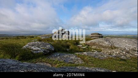 Formazioni rocciose di granito sull'anello di Cheesewring, Bodmin Moor, vicino a Minions, Cornovaglia, Inghilterra, Regno Unito. Foto Stock