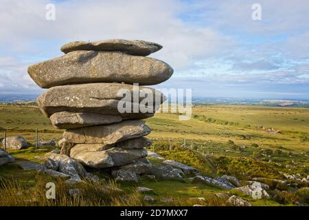 Il Cheesewring, una formazione naturale di granito sulla collina di Stowe, Bodmin Moor, vicino a Minions, Cornovaglia, Inghilterra, Regno Unito. Foto Stock